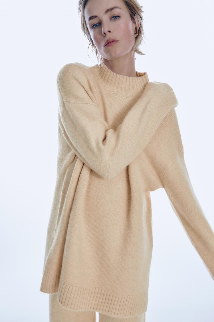 OVERSIZED KNIT SWEATER Cream ZARA Spain